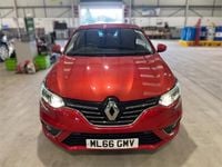 Used Renault Mégane IV Dynamique 110 HP (80 kW) 2016 Red Hatchback