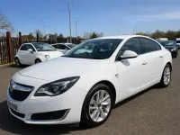 Second-hand Vauxhall Insignia SRi 136 CP (100 kW) 2015 Alb Hatchback