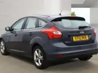 Used Ford Focus Zetec 125 HP (91 kW) 2012 Grey Hatchback