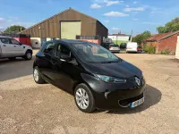 Used Renault Zoe Dynamique 64 kW (88 HP) 2016 Black Hatchback