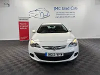 Usado Vauxhall Astra GTC Sport 140 HP (102 kW) 2013 Branco Citadino