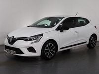 Używany Renault Clio V Evolution 2022 Biały Hatchback