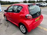 Used Toyota Aygo 68 HP (50 kW) 2014 Multicoloured Hatchback