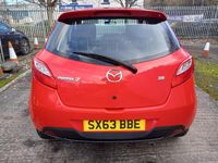 Używany Mazda 2 2014 Czerwony Hatchback