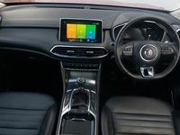 Used MG HS Exclusive 162 HP (119 kW) 2021 Red SUV