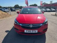 Used Vauxhall Astra Elite 150 HP (110 kW) 2016 Red Hatchback