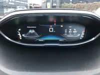 Used Peugeot 3008 GT-line 120 HP (88 kW) 2018 White Hatchback