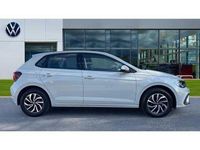 Usado VW Polo Life 95 HP (69 kW) 2024 Cinzento Citadino