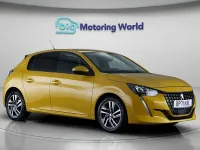 Second-hand Peugeot 208 Allure Premium 100 CP (73 kW) 2022 Galben Hatchback