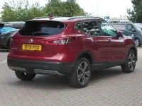 Used Nissan Qashqai N-Connecta 138 HP (101 kW) 2019 Red SUV