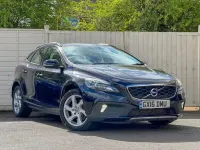 Used Volvo V40 120 HP (88 kW) 2015 Blue Hatchback