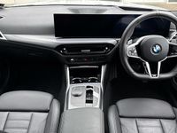 Begagnad BMW 320 M Sport 181 HK (133 kW) 2025 Vit Kombi