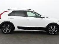 Used Kia Niro 139 HP (102 kW) 2022 White SUV