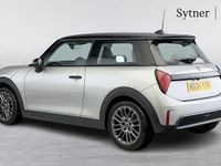 Begagnad Mini Cooper S Hatch 201 HK (147 kW) 2024 Silver Halvkombi