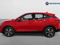Used Nissan Qashqai Acenta Premium 190 HP (139 kW) 2022 Red SUV