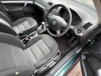 Used Skoda Octavia Ambiente 105 HP (77 kW) 2006 Green Hatchback