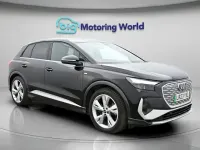 Second-hand Audi Q4 e-tron S-Line 125 kW (170 CP) 2022 Negru SUV