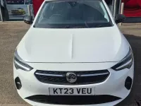 Used Vauxhall Corsa Design Edition 101 HP (74 kW) 2023 White Hatchback