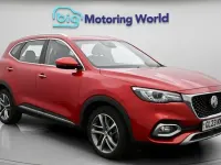 Used MG HS Excite 162 HP (119 kW) 2023 Red SUV