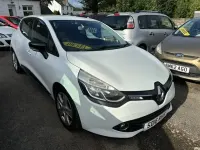 Used Renault Clio Dynamique 90 HP (66 kW) 2016 White Hatchback