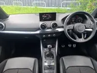 Begagnad Audi Q2 S-Line 150 HK (110 kW) 2020 Grå SUV