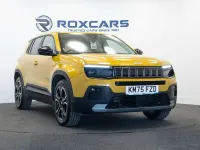 Used Jeep Avenger Summit 100 HP (73 kW) 2025 Yellow SUV