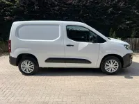 Used Peugeot Partner Premium 131 HP (96 kW) 2023 White MPV