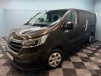 Usado Renault Trafic Business 2022 Castanho Monovolume