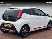Used Toyota Aygo Trend 72 HP (52 kW) 2019 White Hatchback