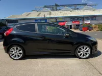 Used Ford Fiesta Zetec 140 HP (102 kW) 2015 Black Hatchback
