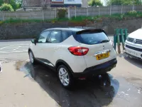 Used Renault Captur Dynamique 90 HP (66 kW) 2016 Cream SUV