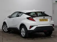 Used Toyota C-HR 122 HP (89 kW) 2023 White SUV
