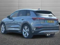 Gebraucht Audi Q4 e-tron S-Line 150 kW (204 PS) 2022 Blau SUV