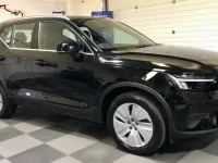 Begagnad Volvo XC40 Core 2022 Svart SUV