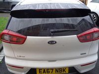 Used Kia Niro 139 HP (102 kW) 2017 White SUV