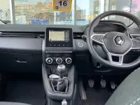 Used Renault Clio Evolution 90 HP (66 kW) 2023 Black  Hatchback