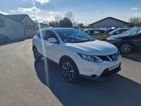 Used Nissan Qashqai Tekna 2014 White SUV