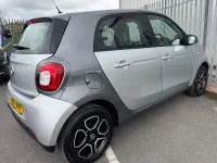 Used Smart ForFour Premium 71 HP (52 kW) 2017 Grey Hatchback
