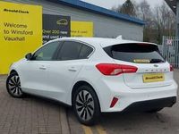 Used Ford Focus Zetec 100 HP (73 kW) 2019 White Hatchback