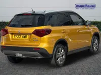 Begagnad Suzuki Vitara SZ-T 2023 Gul SUV