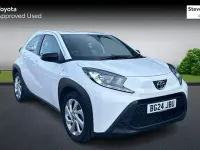 Used Toyota Aygo X PURE 72 HP (52 kW) 2024 White SUV