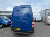 Used Mercedes Sprinter 140 HP (102 kW) 2018 Blue Van
