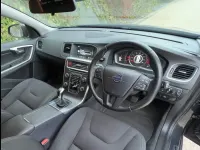 Usado Volvo V60 Business Edition 190 CV (139 kW) 2015 Gris Familiar