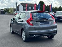 Used Honda Jazz SE 102 HP (75 kW) 2020 Shining grey Hatchback