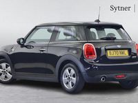 Usado Mini Cooper Classic 134 CV (98 kW) 2020 Negro Utilitario