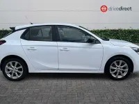 Używany Vauxhall Corsa Design Edition 100 KM (73 kW) 2023 Biały Hatchback
