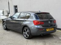 Usado BMW 118 Sport Line 2016 Cinzento Citadino