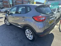 Used Renault Captur Dynamique 90 HP (66 kW) 2015 Grey SUV