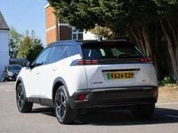 Second-hand Peugeot e-2008 GT 98 kW (134 CP) 2024 Alb SUV
