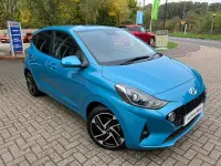 Used Hyundai i10 Premium 2022 Turquoise Hatchback